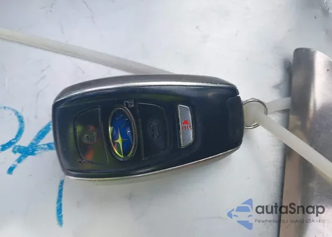 2016 Subaru Outback 2.5I Limited z USA, uszkodzony, nr VIN 4S4BSALC4G3201810